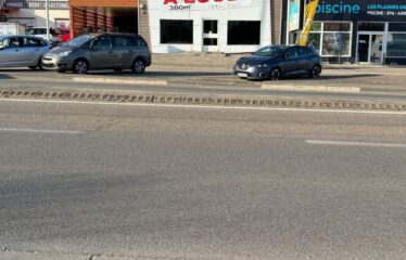 Location local 380m² – Tignieu-Jameyzieu