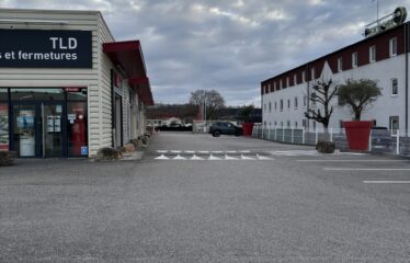 Location local 170 m² – Saint-Bonnet-de-Mure